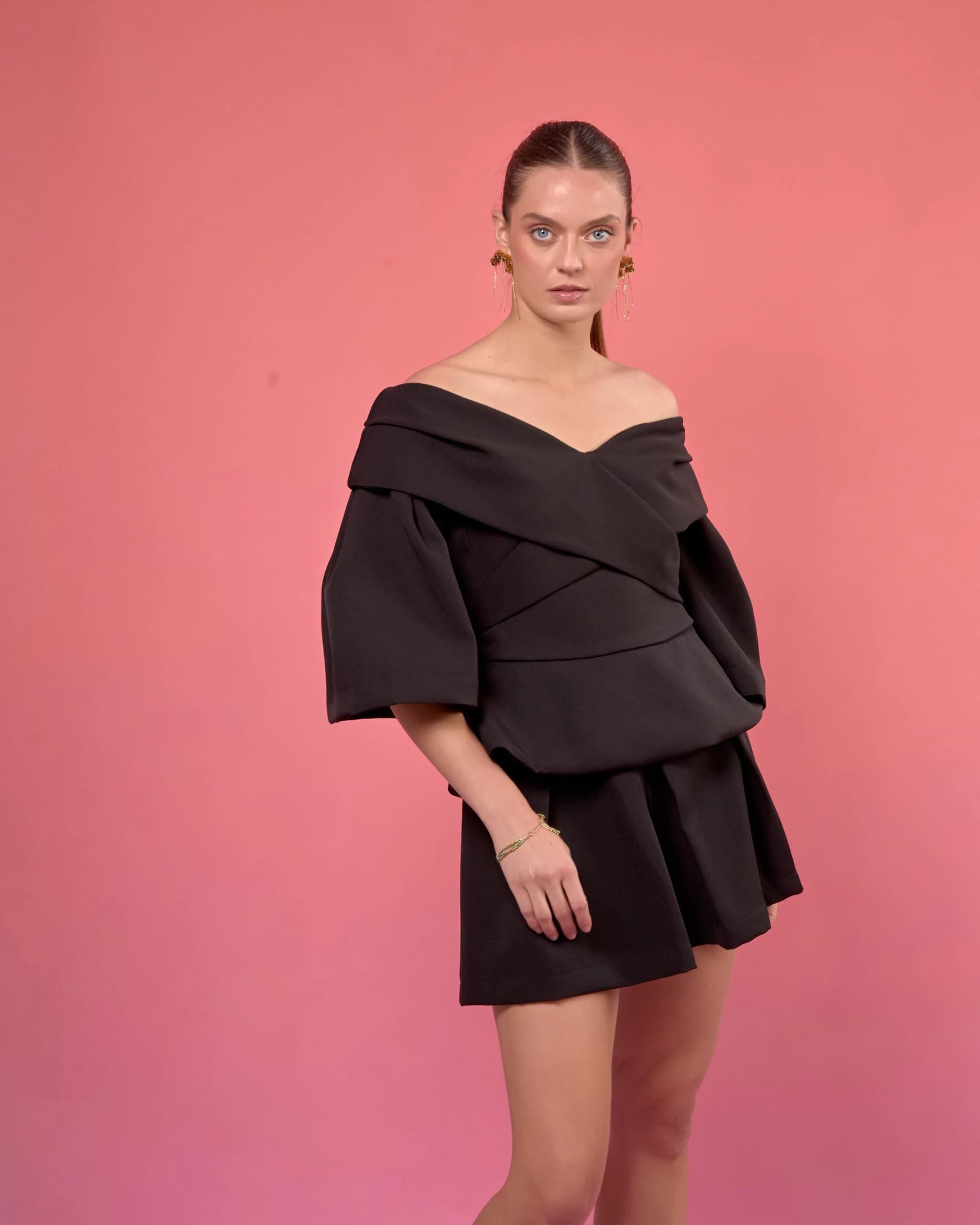Short Kiuti Negro - imagen 2