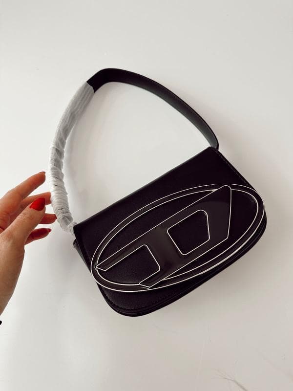 BOLSO DIESEL NEGRO - imagen 2
