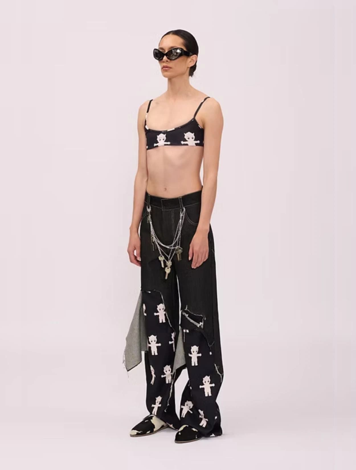 PANTALÓN DE CORTE NEGRO - imagen 2