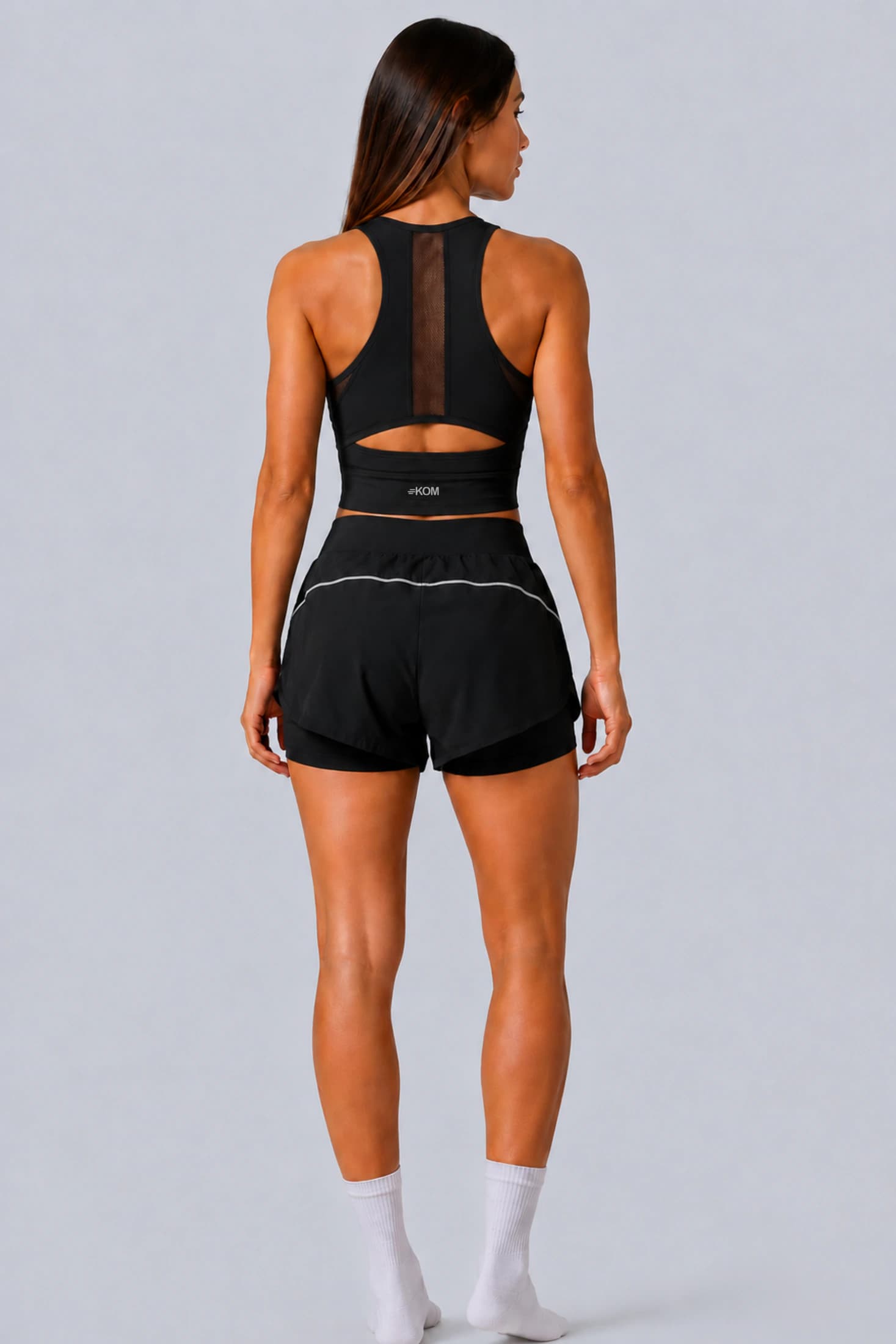 Short Running Deportivo Mujer Línea Giro PLUS con Boxer Interno y Bolsillos - imagen 2