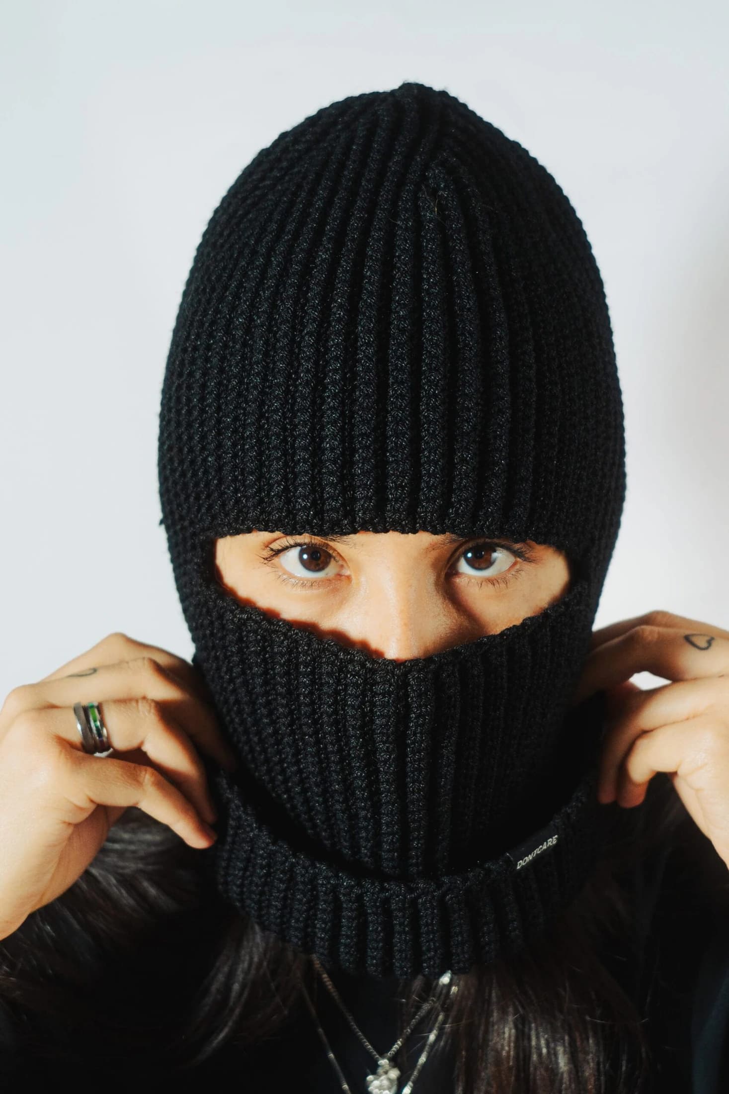 Hand-Knitted Balaclava - imagen 3
