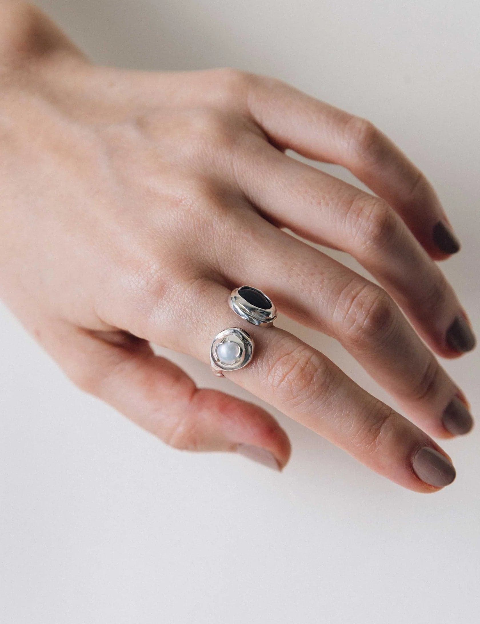 ANILLO LADO REVÉS ONIX - imagen 2