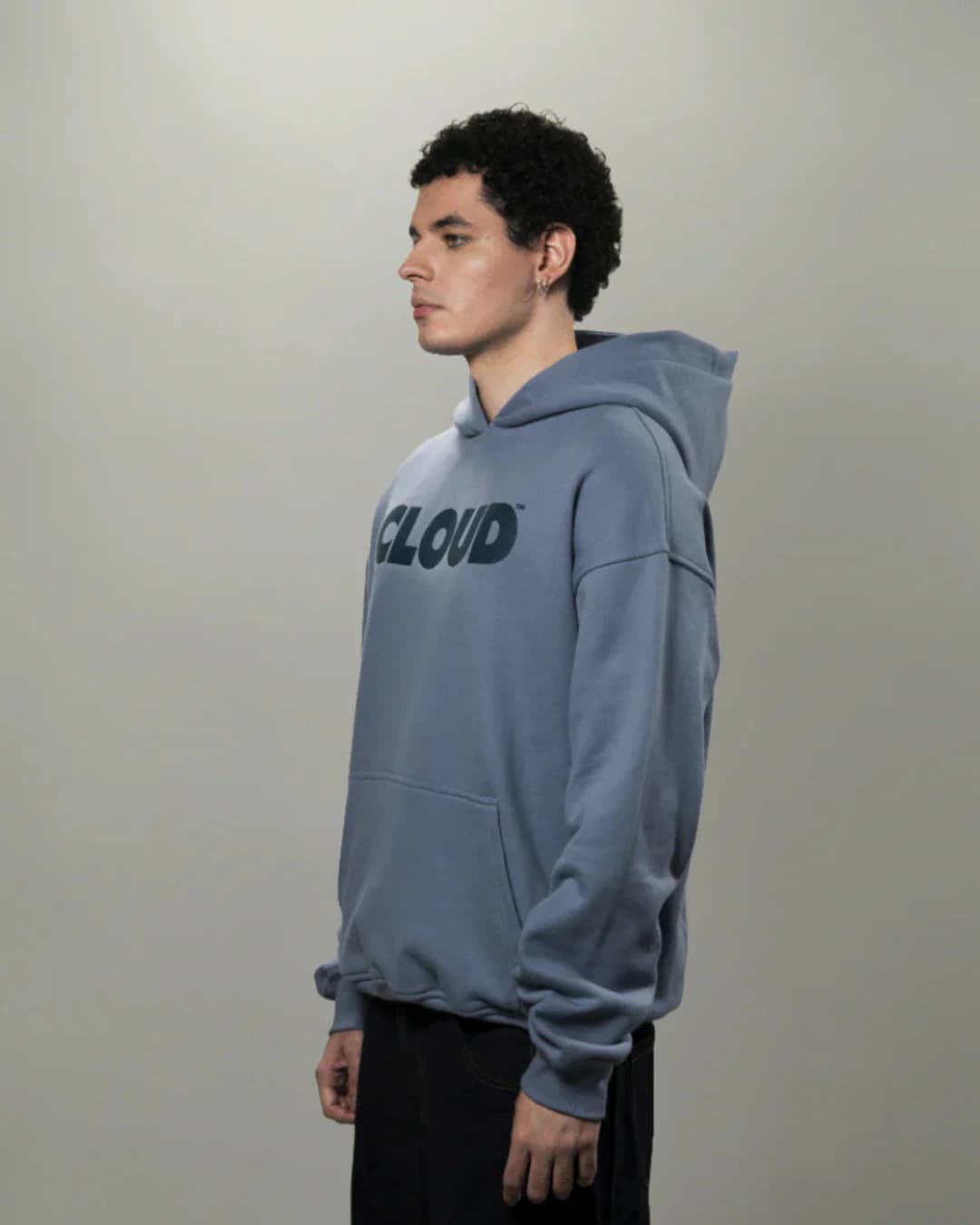 HOODIE BLOCK AZUL SOBRE AZUL BOXY FIT - imagen 3