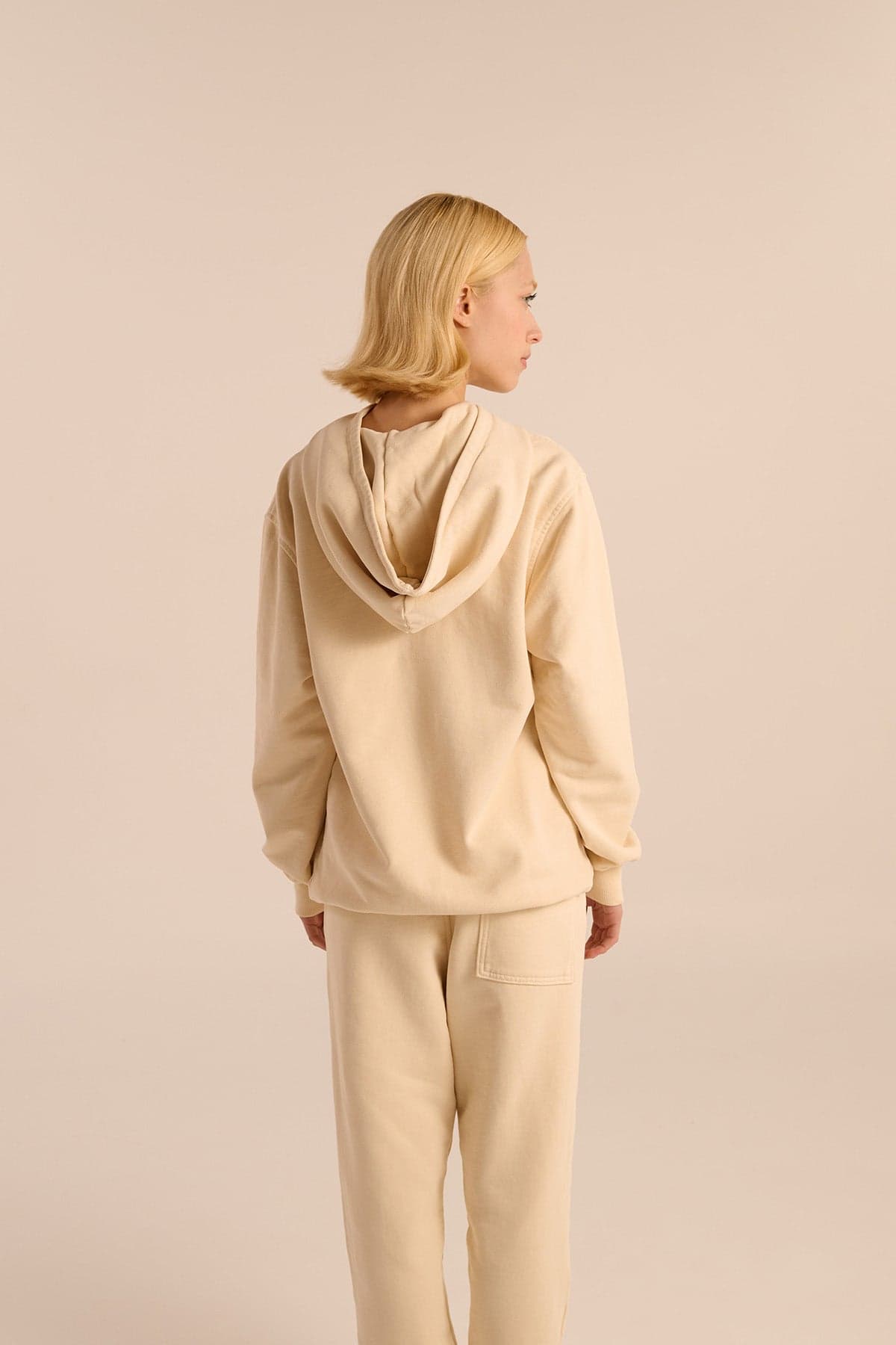 CORE HOODIE BEIGE - imagen 8