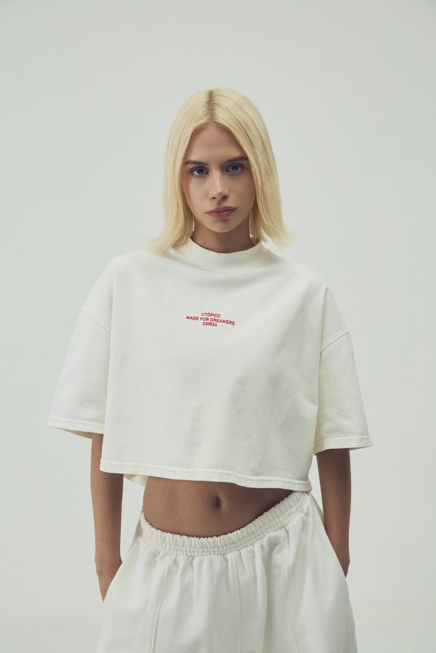 CAMISETA  CROPPED - MARFIL - imagen 2