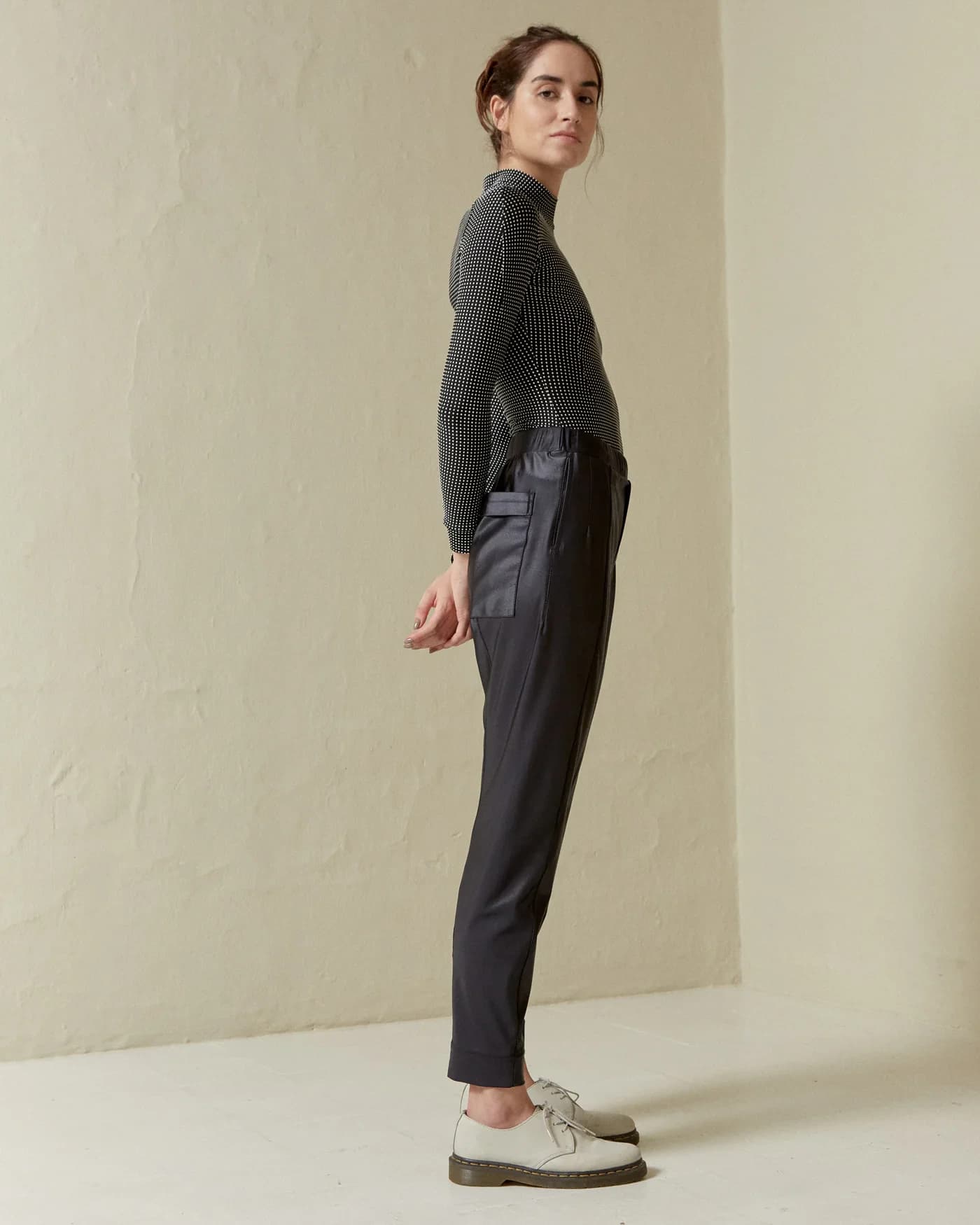 PANTALÓN LUCIDO - imagen 22
