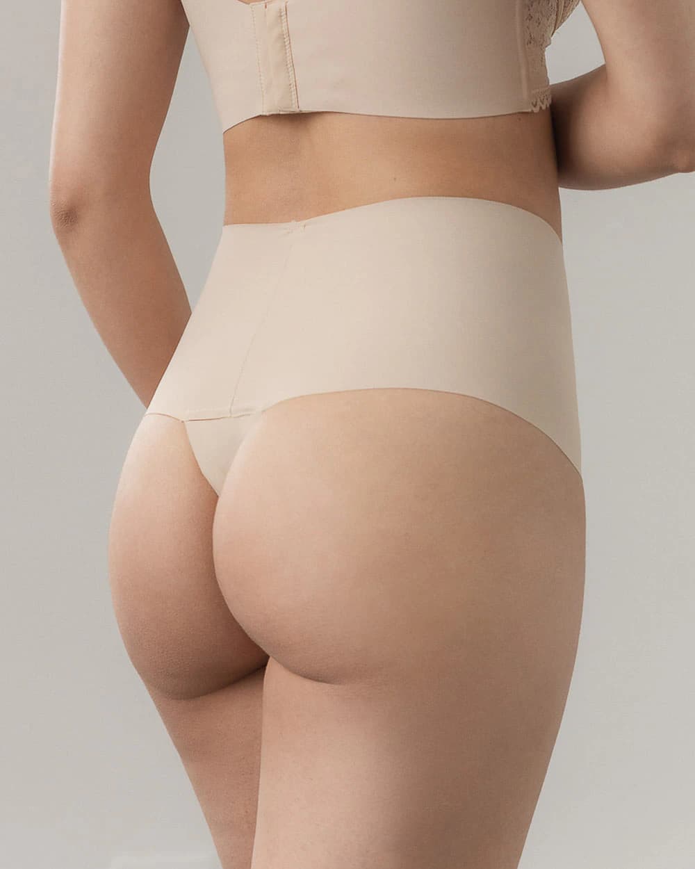 Tanga Brasilera Daniela - imagen 4