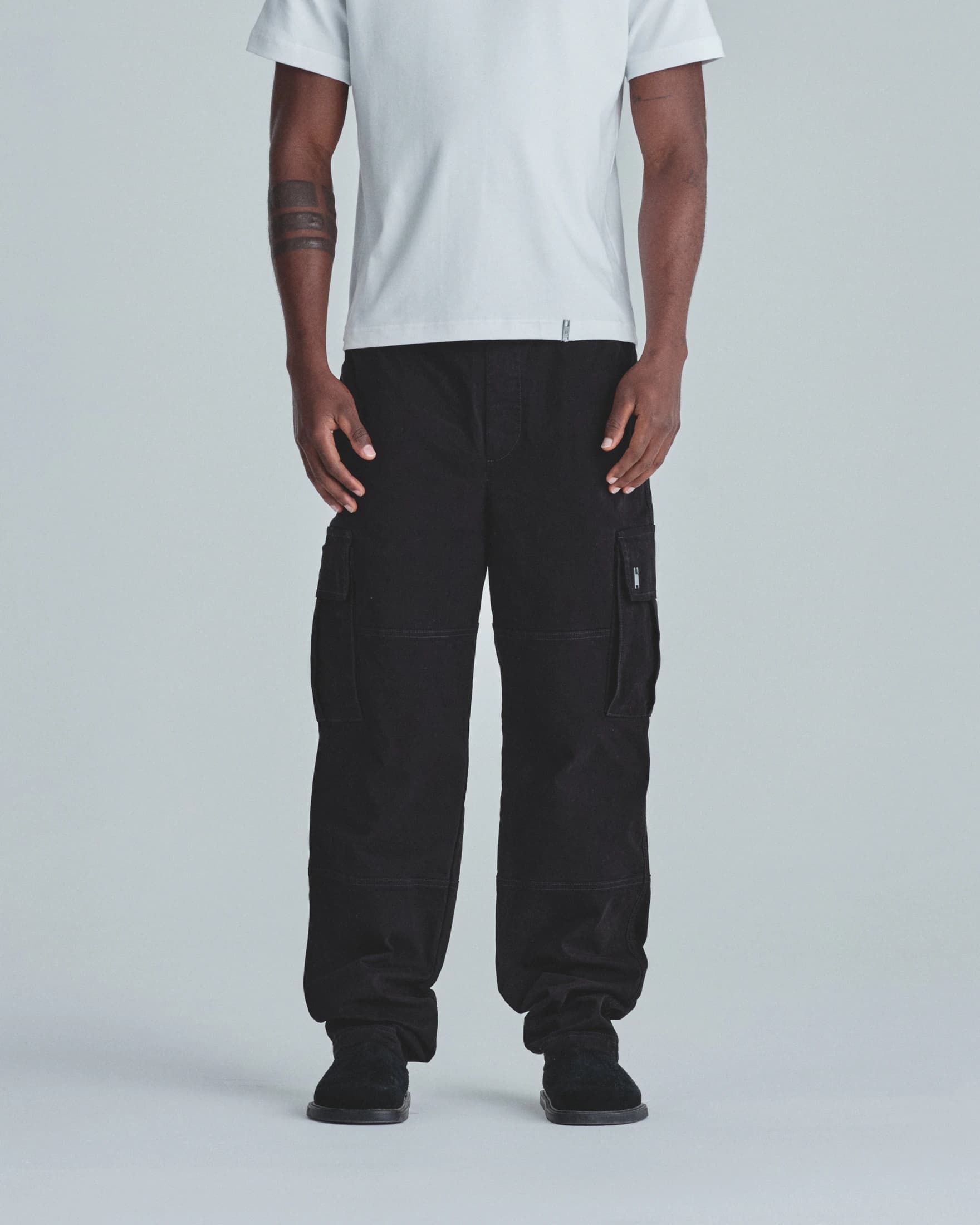 Basics Relaxed Cargo Pants Black - imagen 2