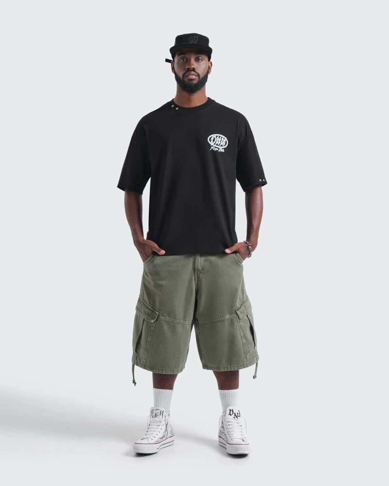 Camiseta Negra Oversize Iron Fang - imagen 9