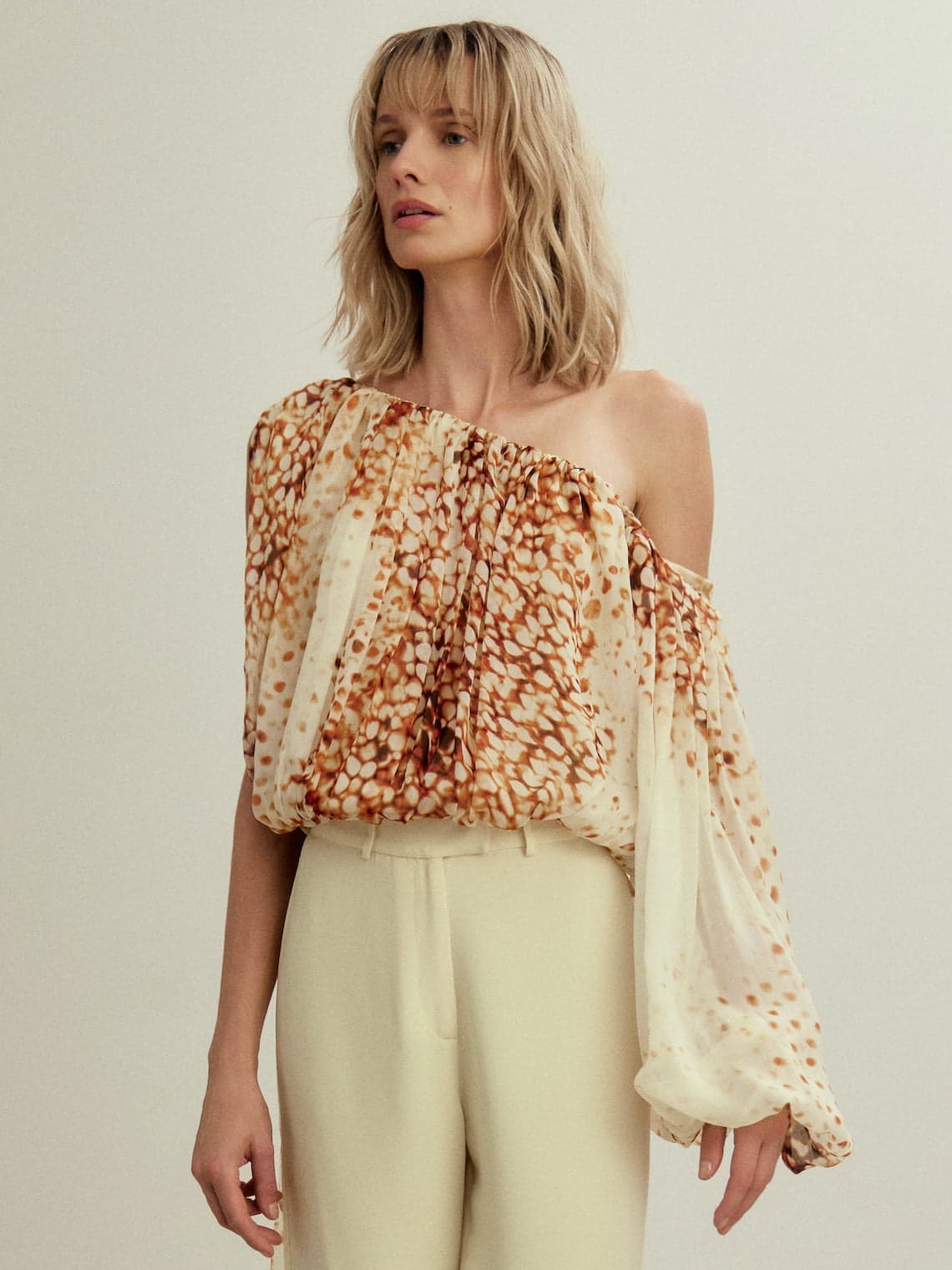 Aire Yellow Blouse - imagen 1