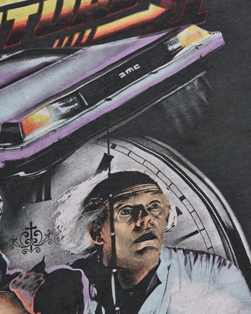 Camiseta Negra Oversize Time Travel - imagen 2