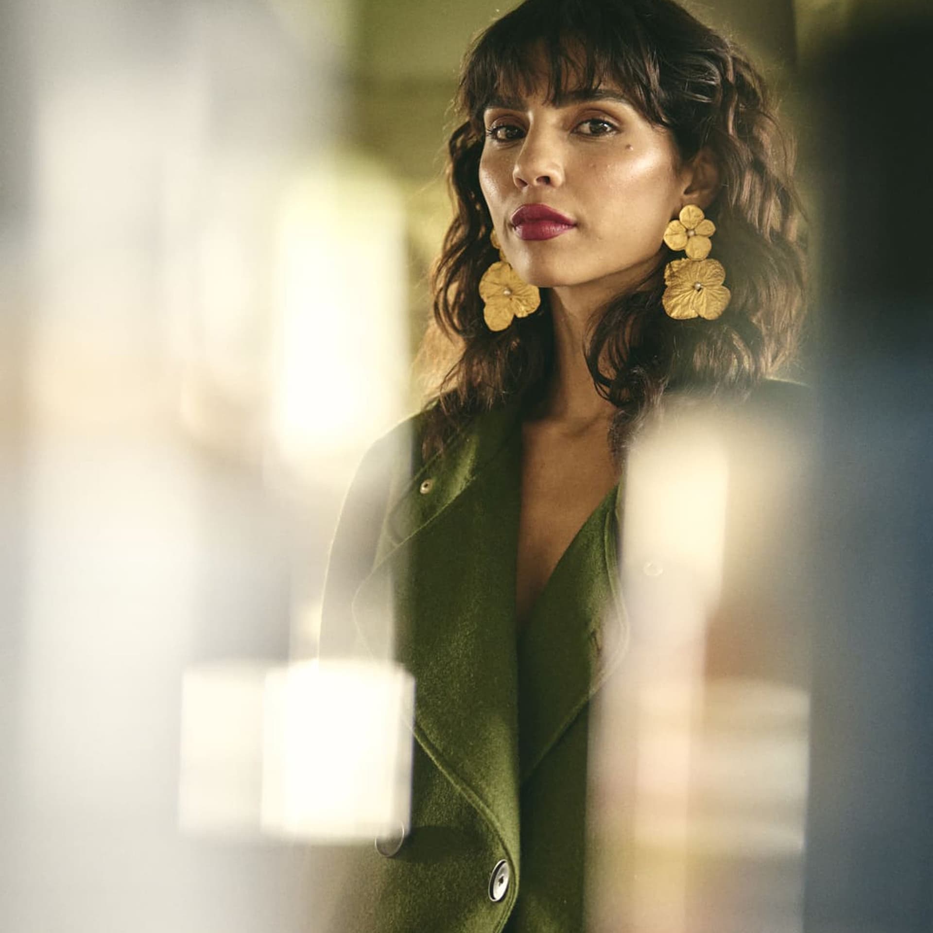 ARETES DOBLES: HORTENSIAS Y PERLAS - imagen 4