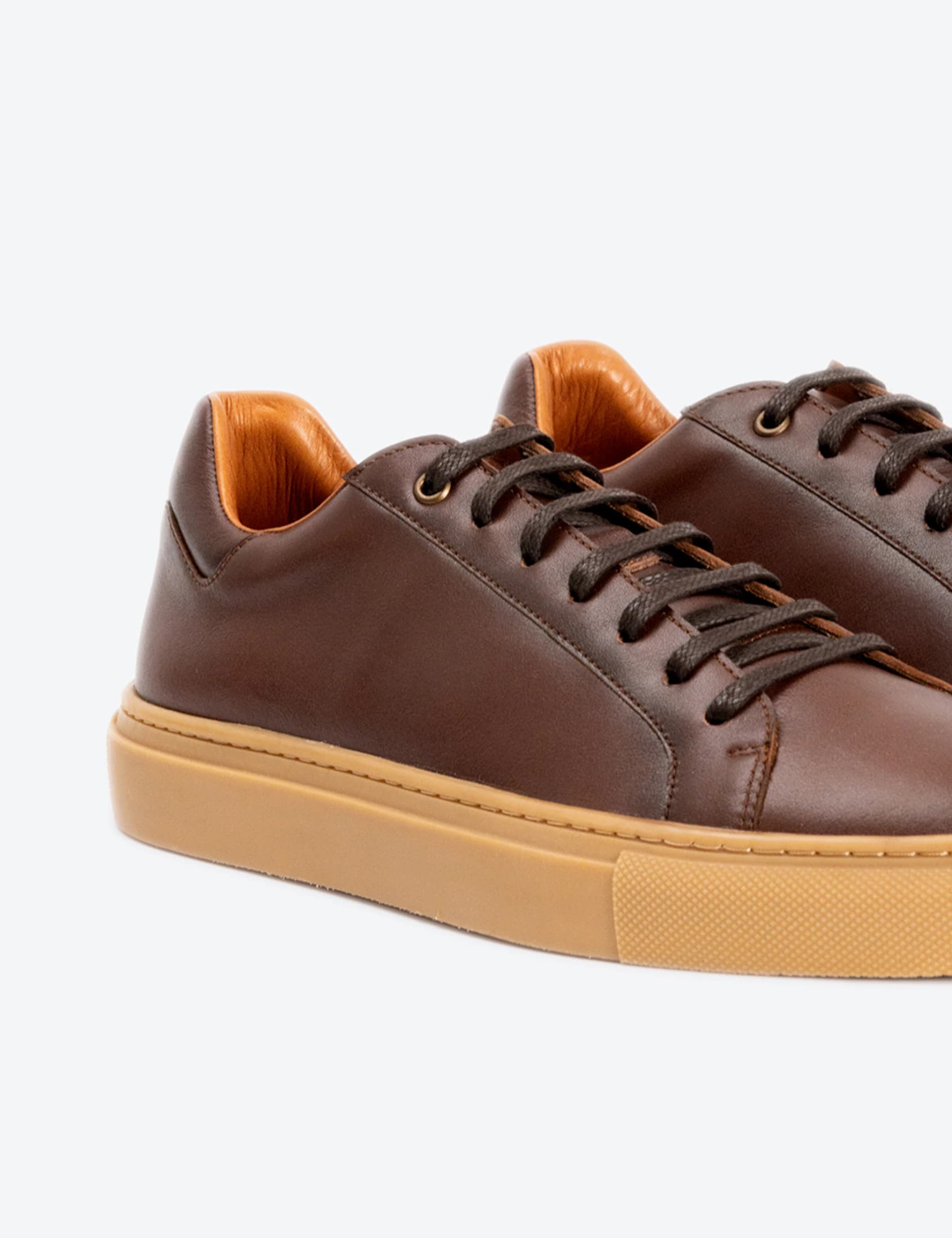 SNEAKERS ARABIA MARRON - imagen 4