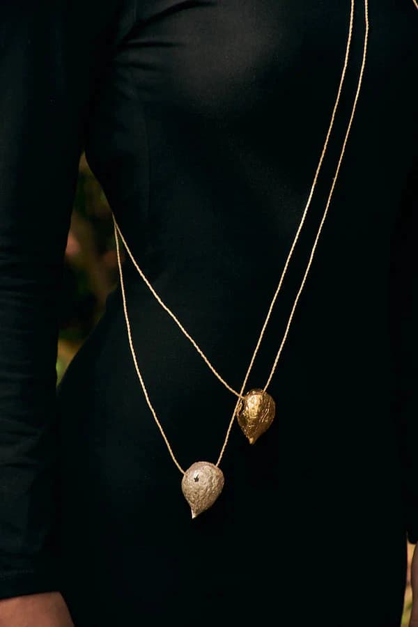 COLLAR SEMILLA CHAMBIRA DORADO - imagen 1