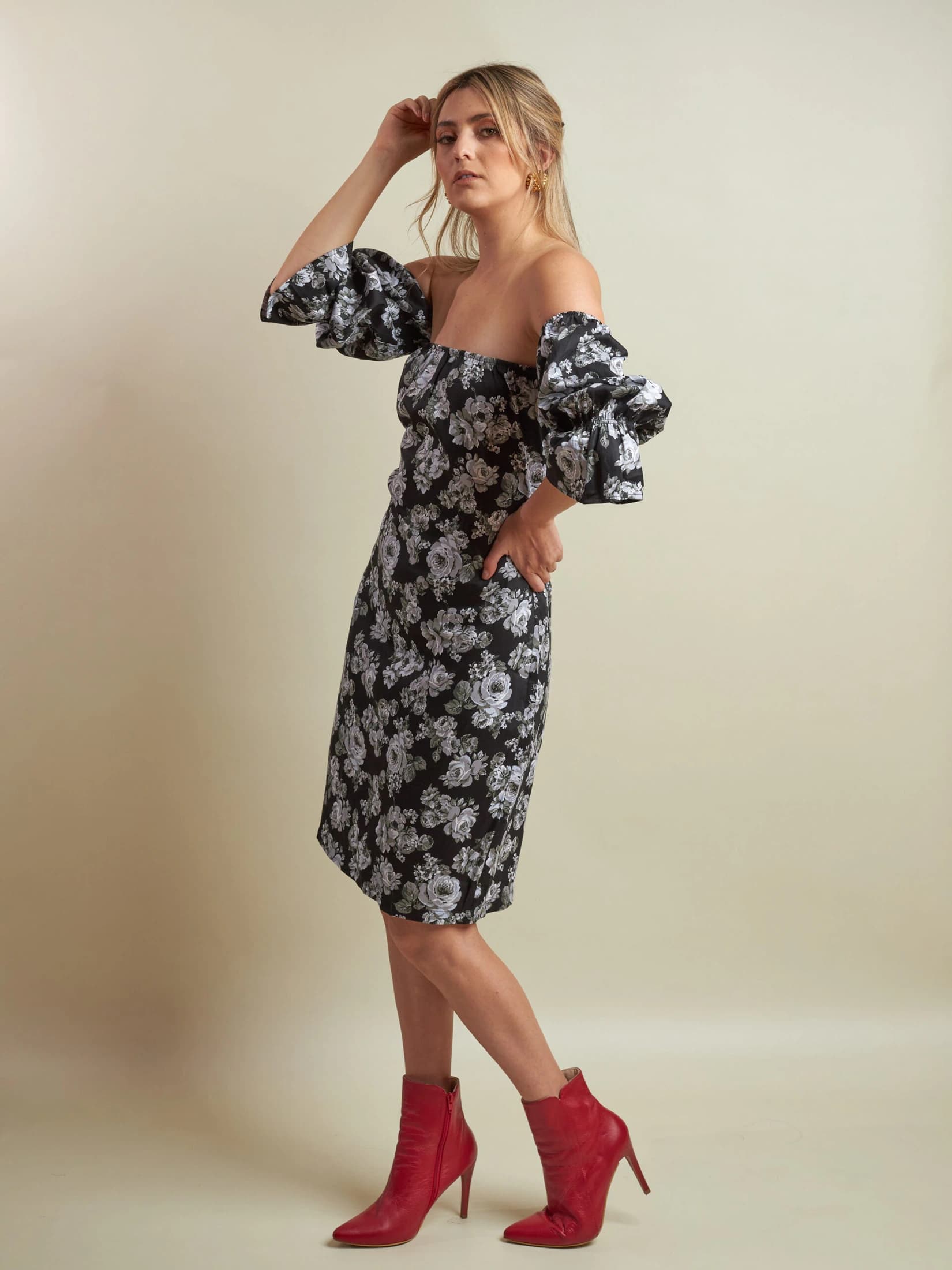 Vestido Mireya Negro Estampado - imagen 4