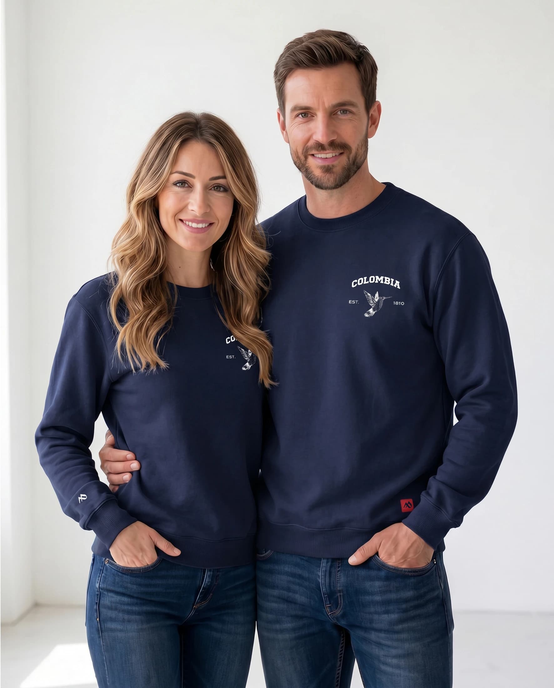 Buzo Unisex Azul Oxford  Colibrí Escudo