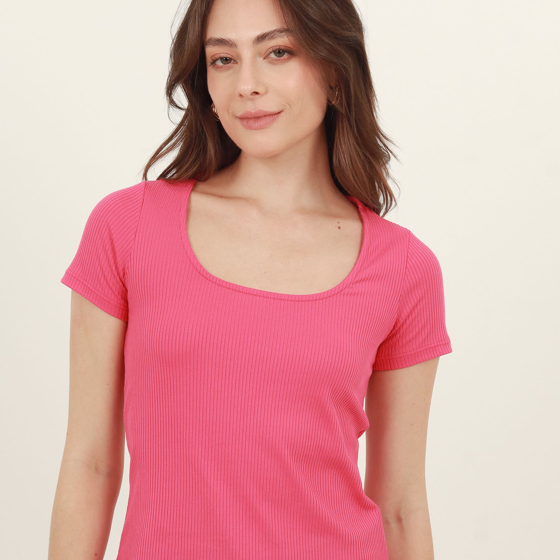 Camiseta en rib cuello cuadrado manga corta - imagen 5