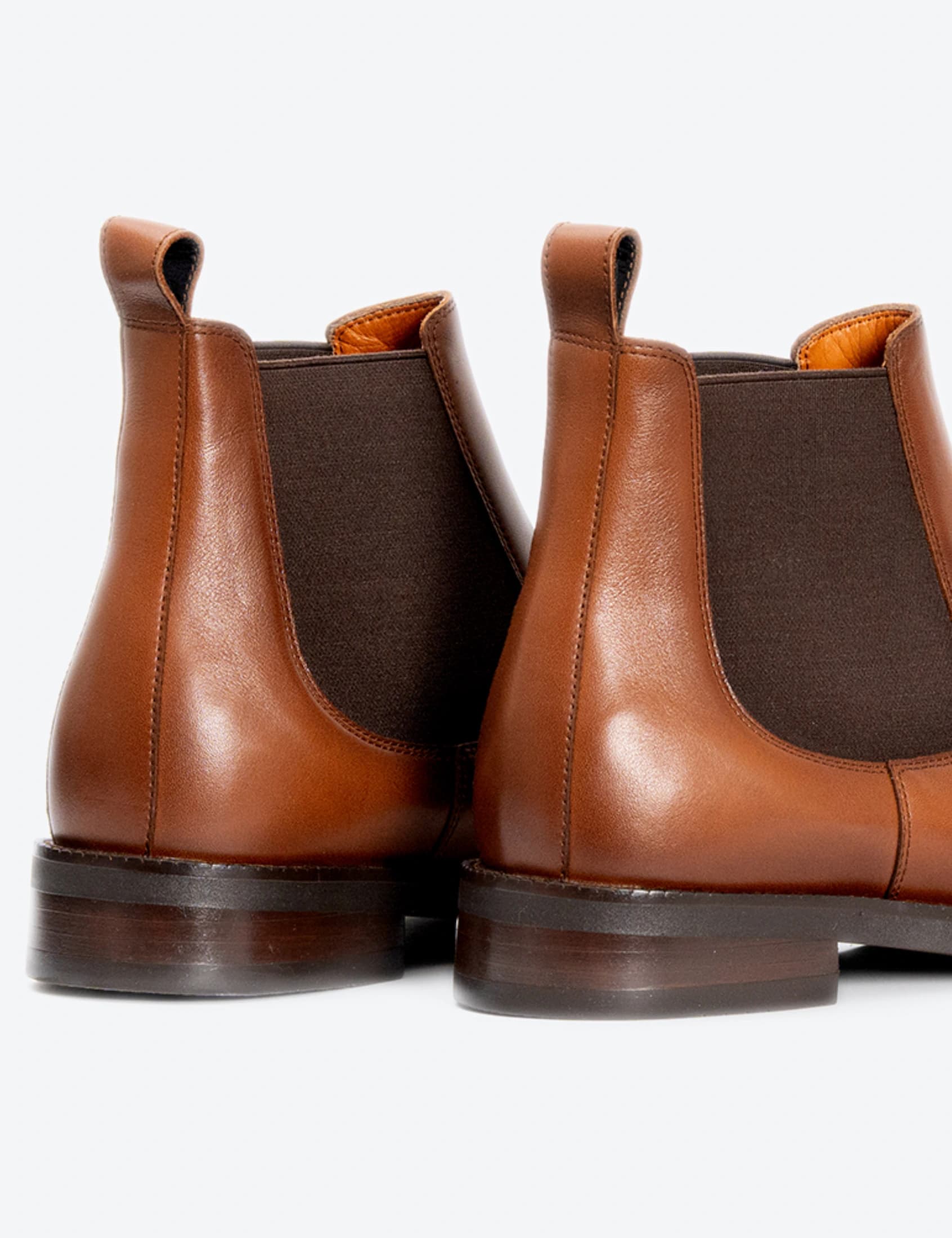 BOTA CHELSEA LONDRES ALMENDRA - imagen 4