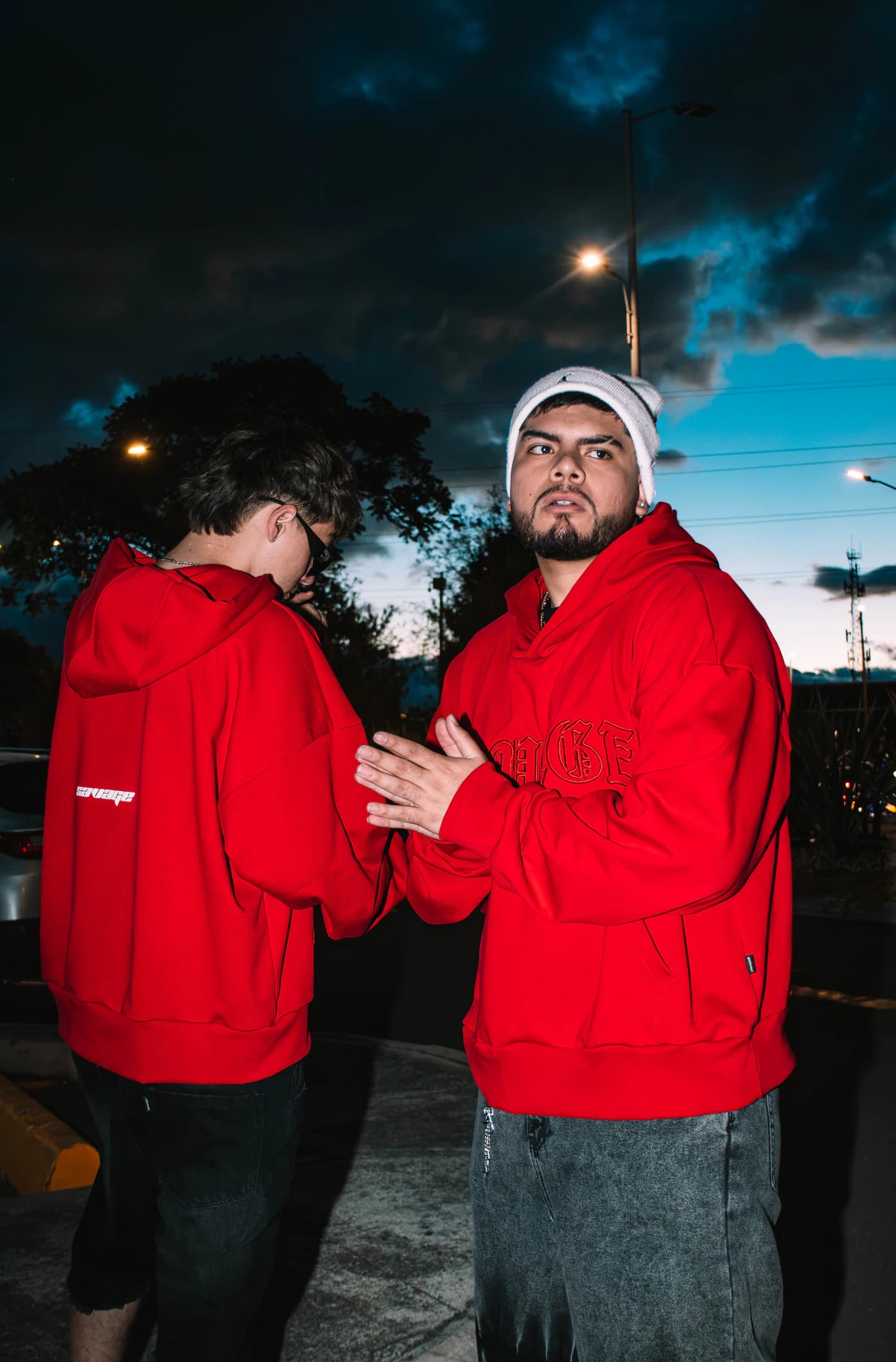 Hoodie Boxy fit Red district - imagen 6