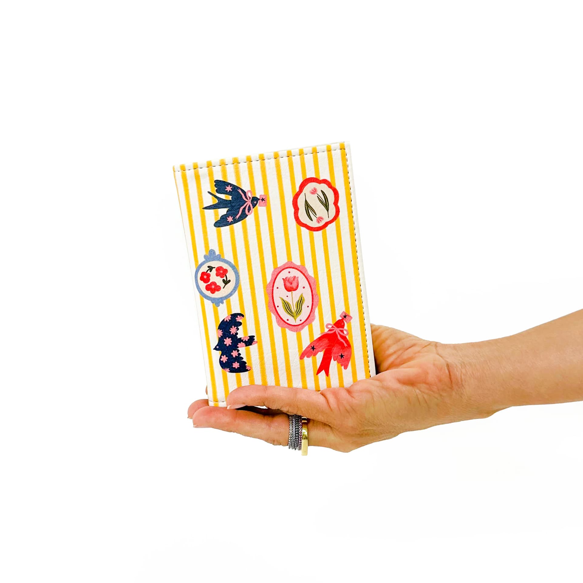 Portapasaporte Praga Para Mujer Love Is In The Air - imagen 4