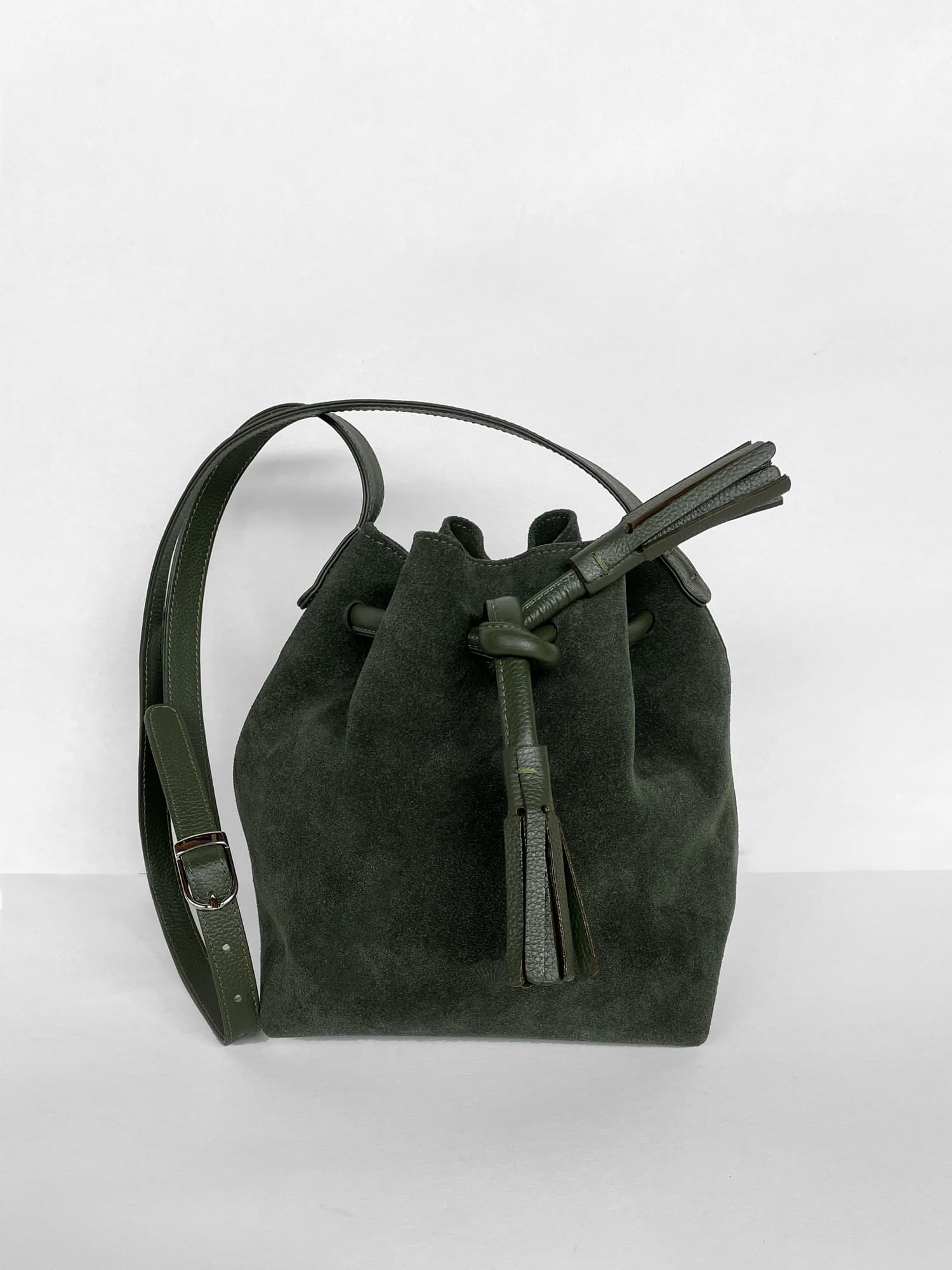 Boho Bucket - Verde, Edición en gamuza. - imagen 1