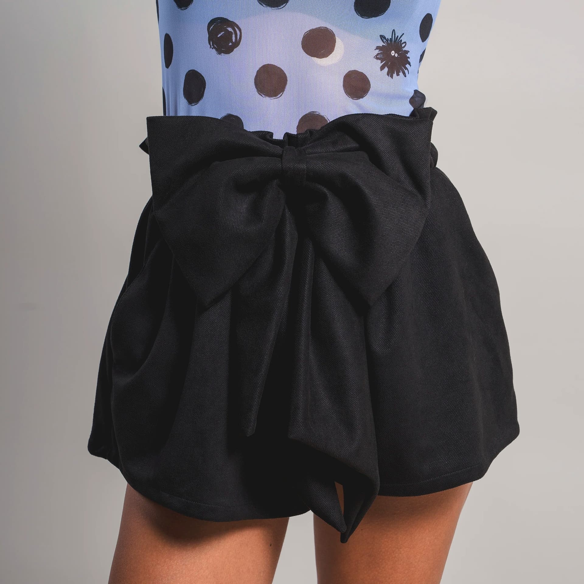 Mini Short Moño Noche - imagen 1