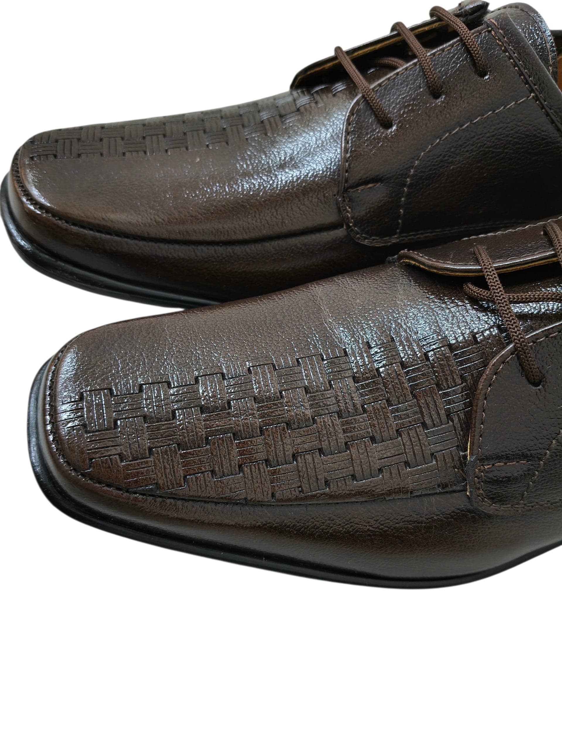 Zapatos cafés clásicos - imagen 4