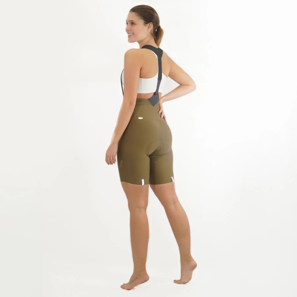 PANTALONETA CICLISMO TOSCANA 2.0 OLIVA PARA MUJER - imagen 2