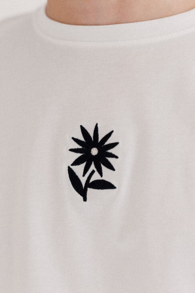 CAMISETA PRIMAVERA BLANCA - imagen 2