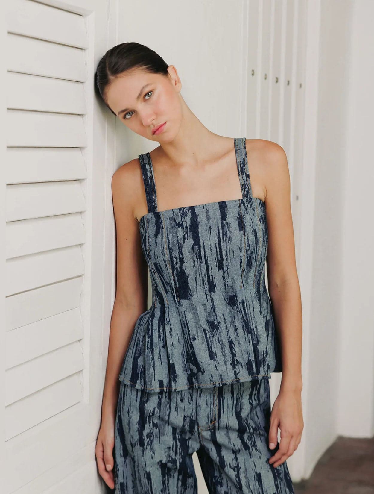 TOP DENIM MANCHAS - imagen 2
