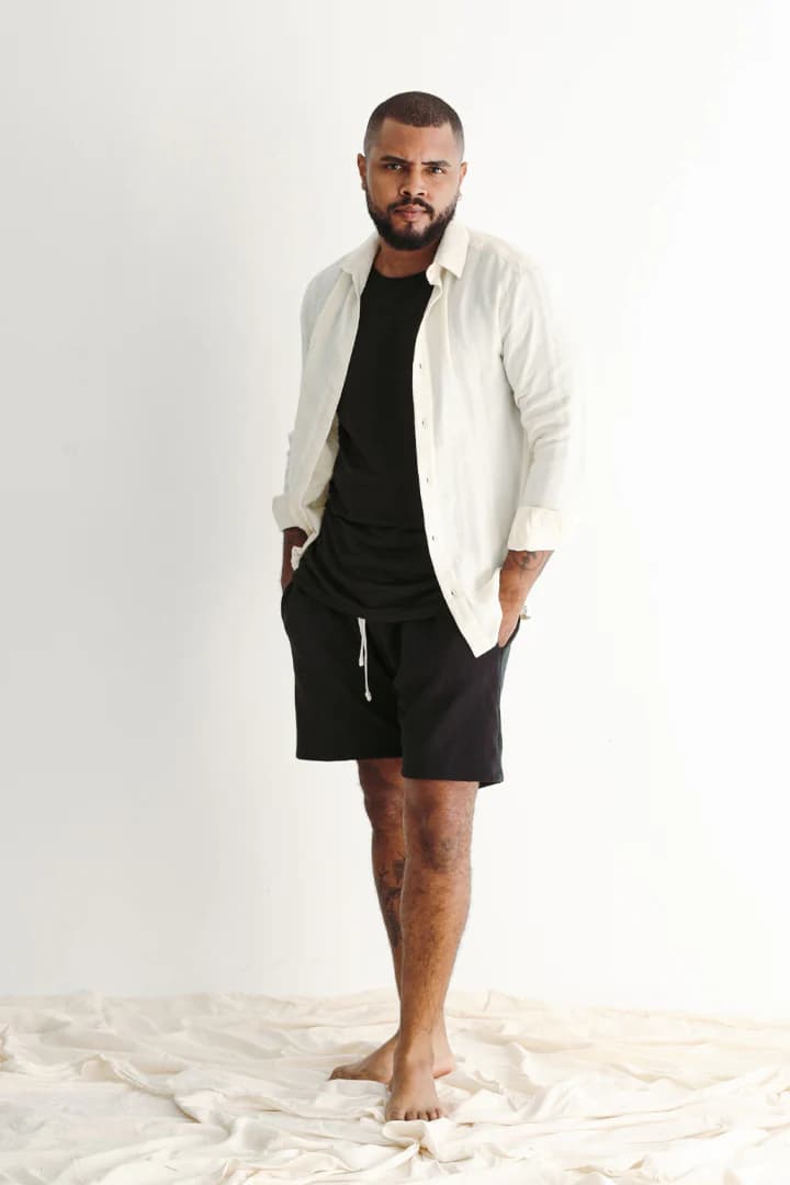 Short tejido negro - imagen 7