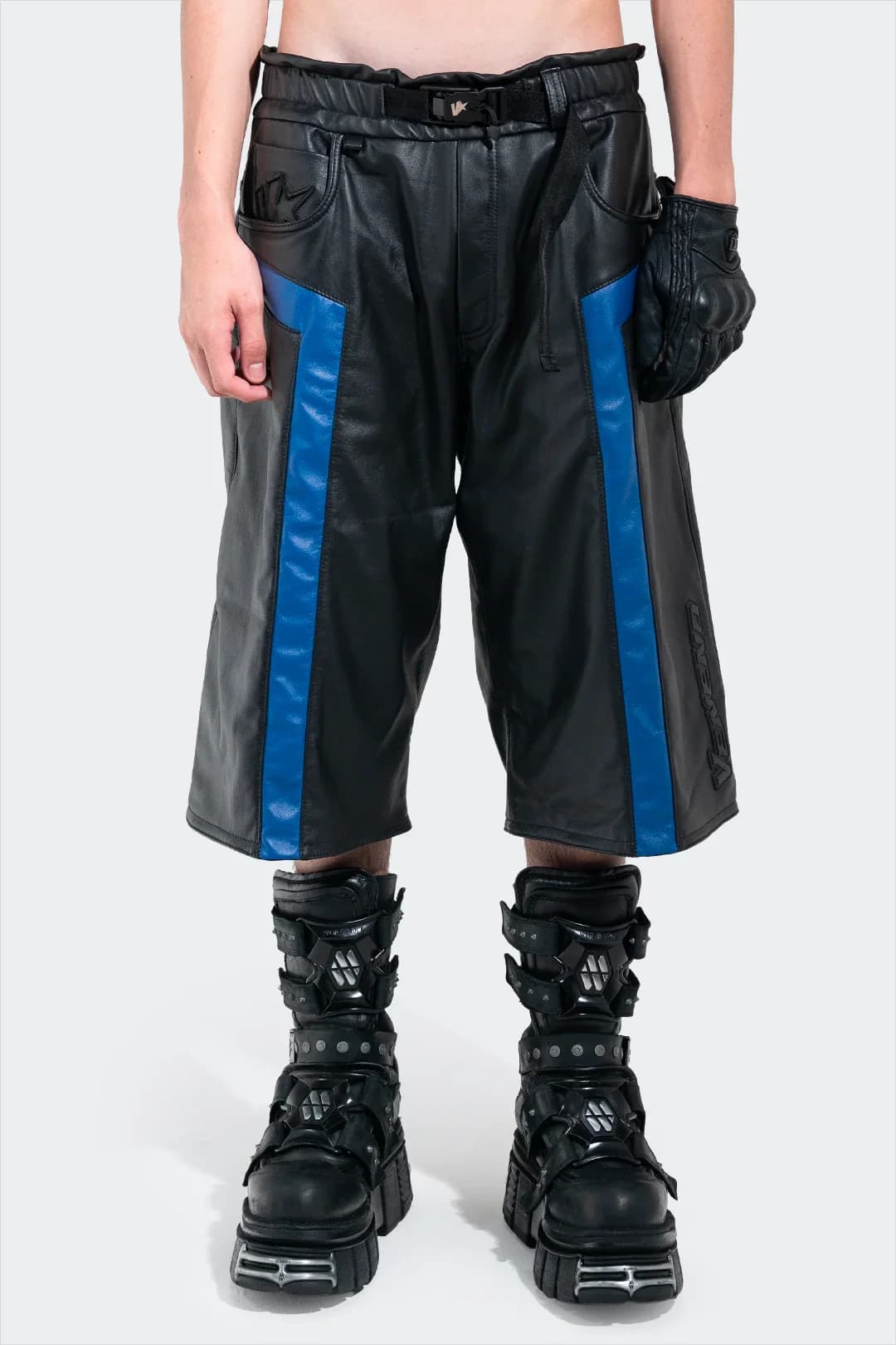 VENENO SHORT CUERO GO FASTER