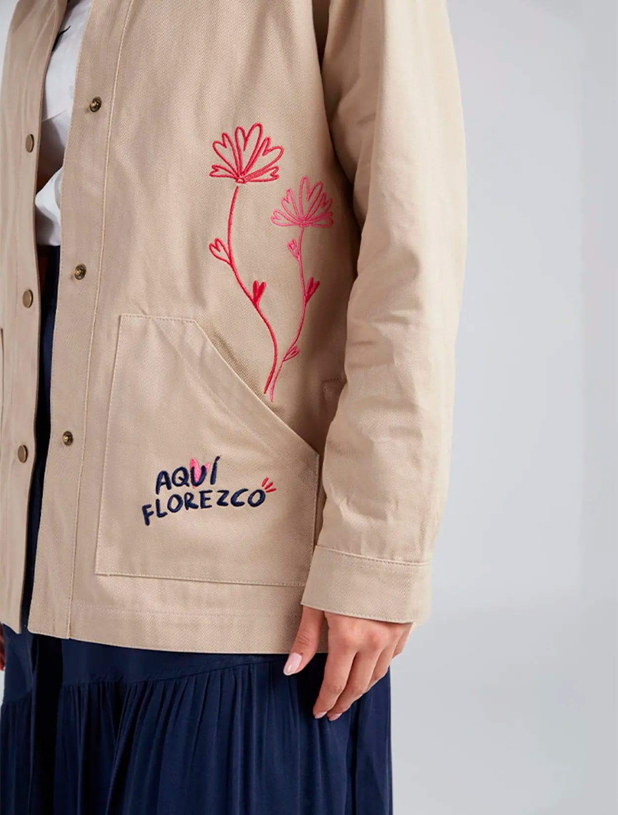 CHAQUETA AQUÍ FLOREZCO - imagen 2