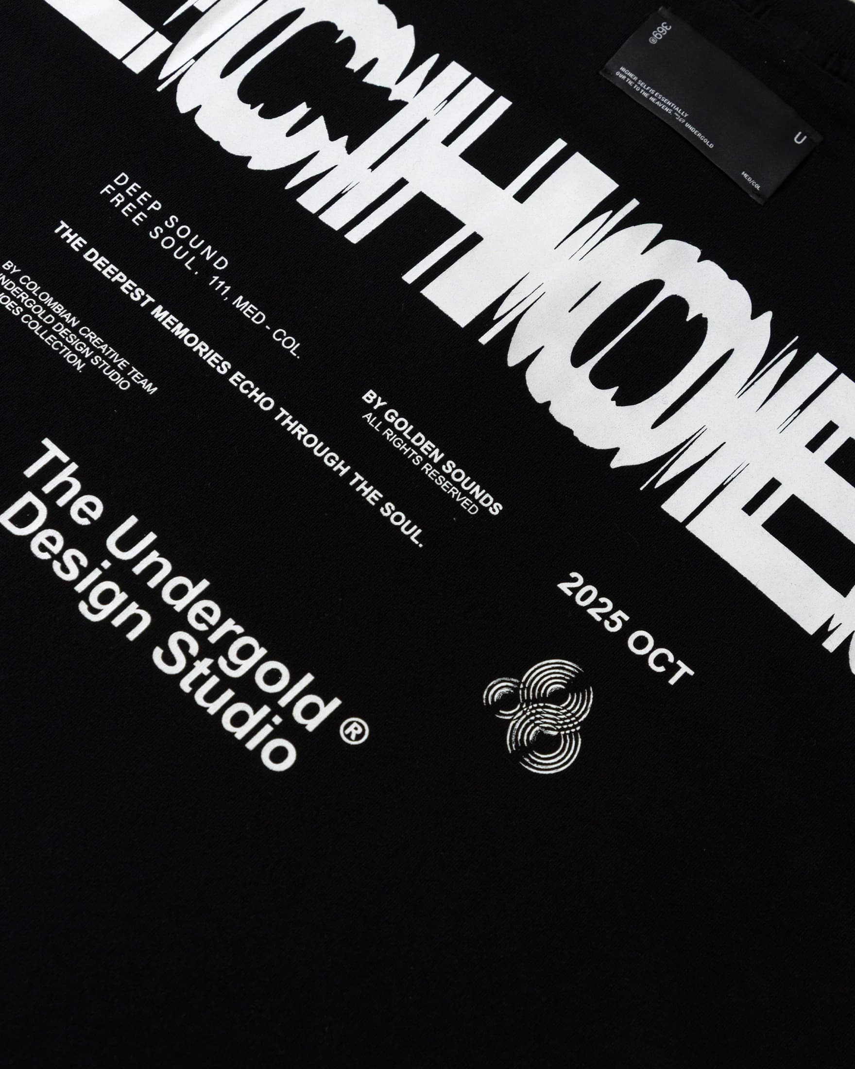 Echoes Touch Tshirt Black - imagen 6