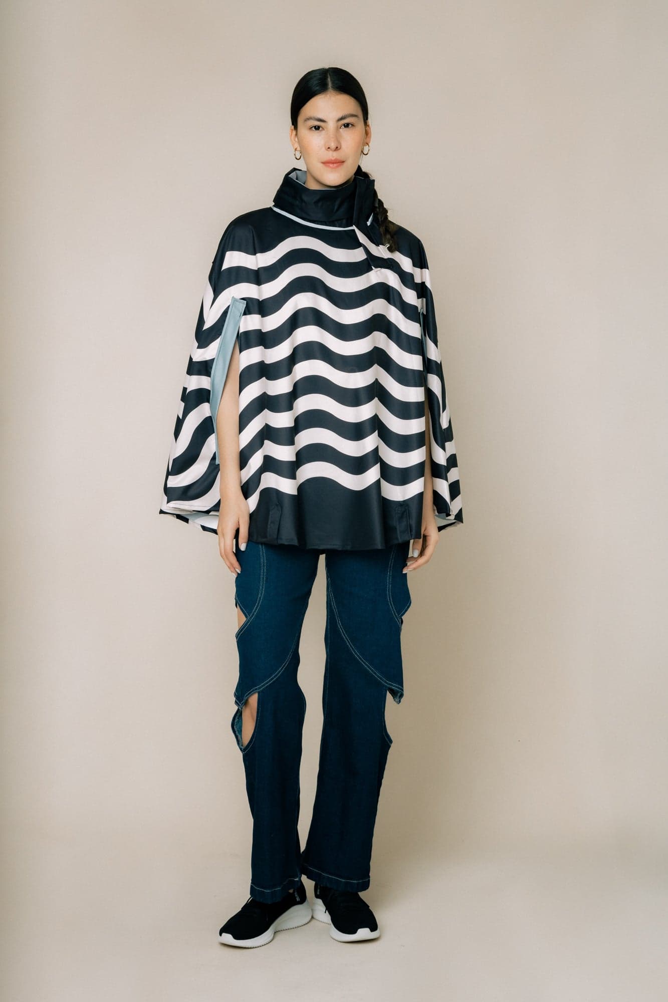 CAPA WAVES - imagen 1