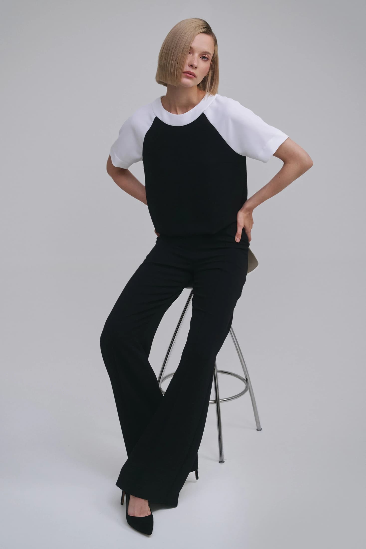 Contrast Raglan-Sleeve Top