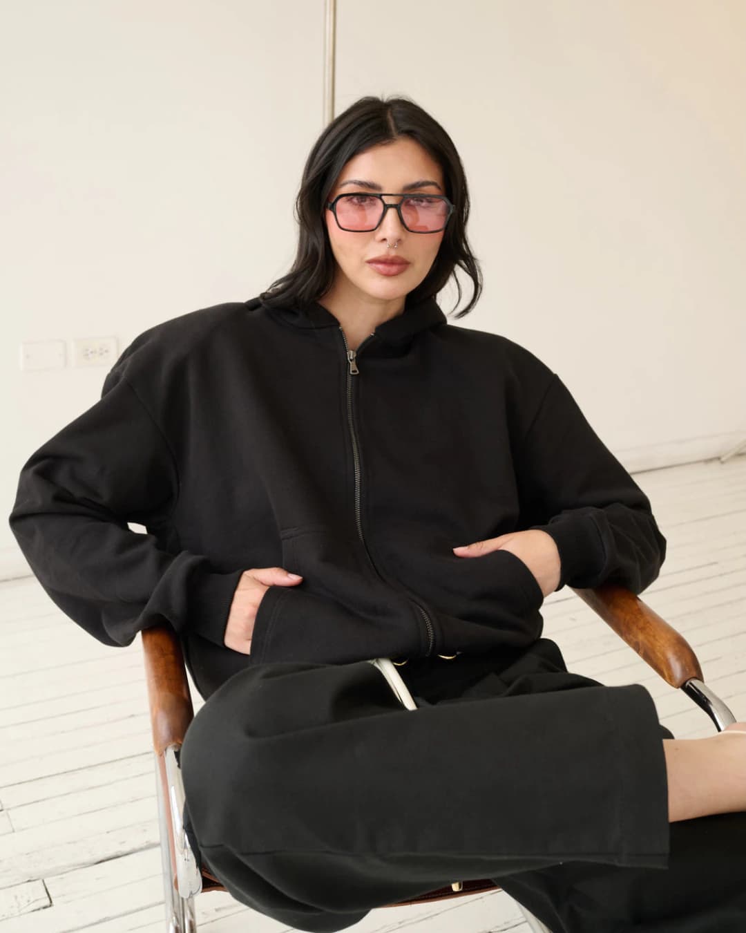 UNSEEN HOODIE BLACK - imagen 3