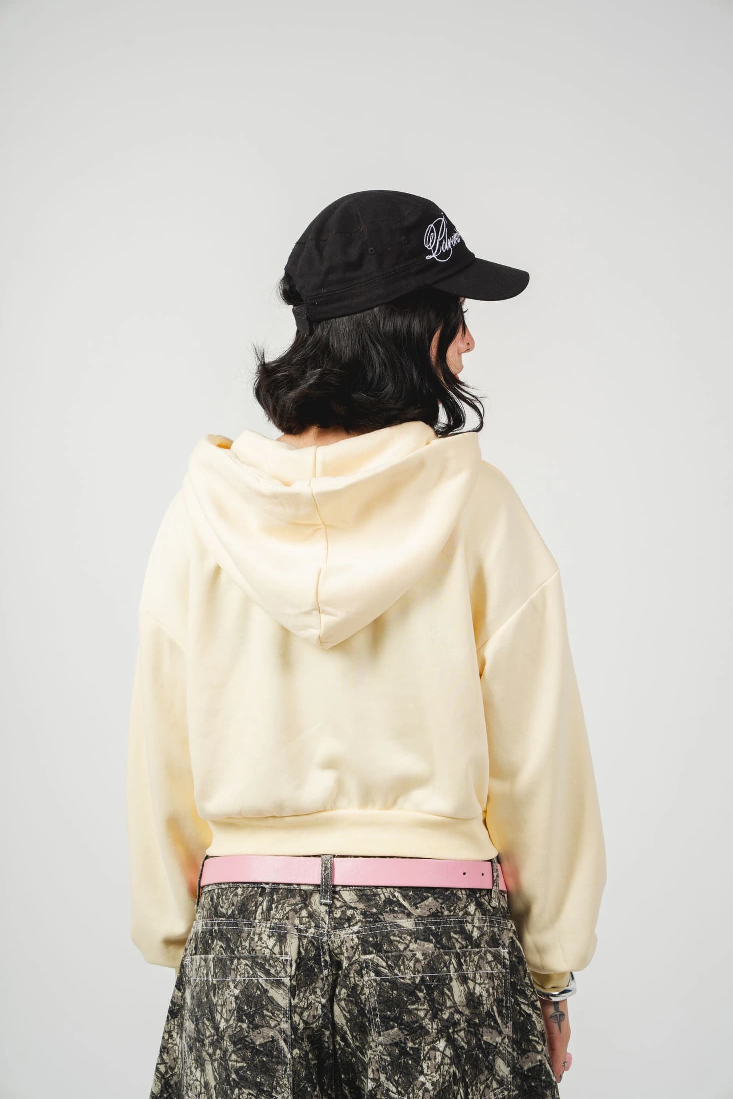 Hoodie femenino chill spinas - imagen 3