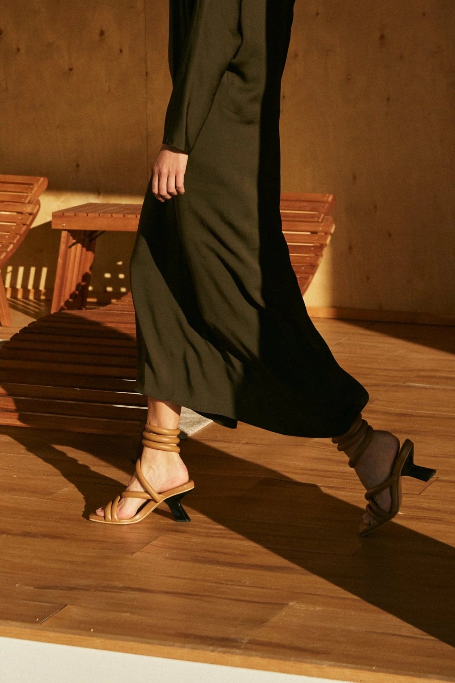 SANDALIA ITZA CARAMEL - imagen 6