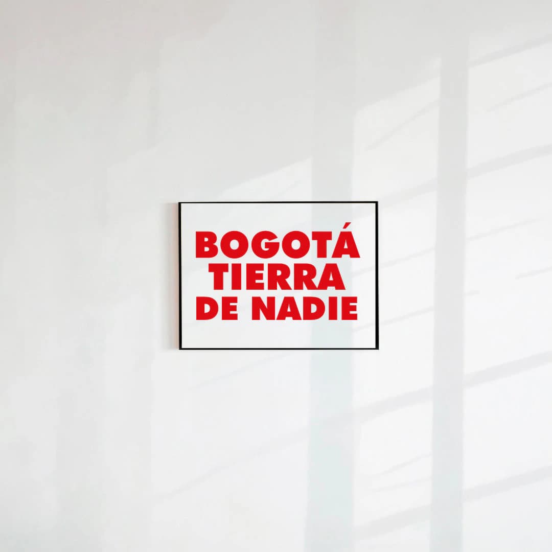 POSTAL BOGOTÁ TIERRA DE NADIE (PAPEL 75GR) - imagen 1