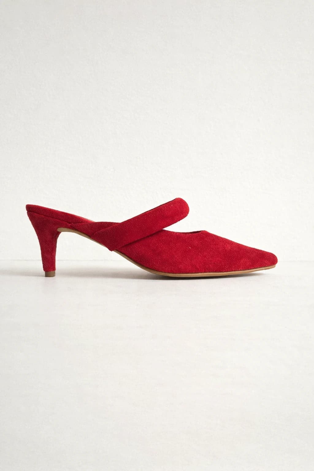 CLOÉ ROJO - imagen 1