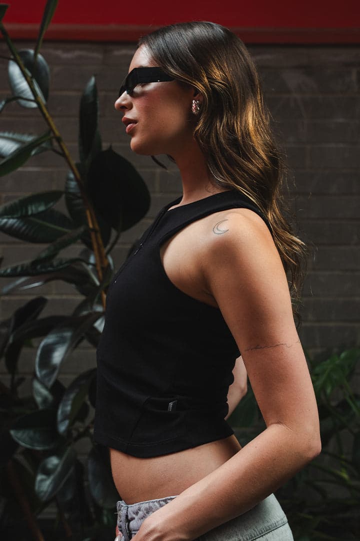 BLUSA ESCOTE TIPO HALTER - imagen 3