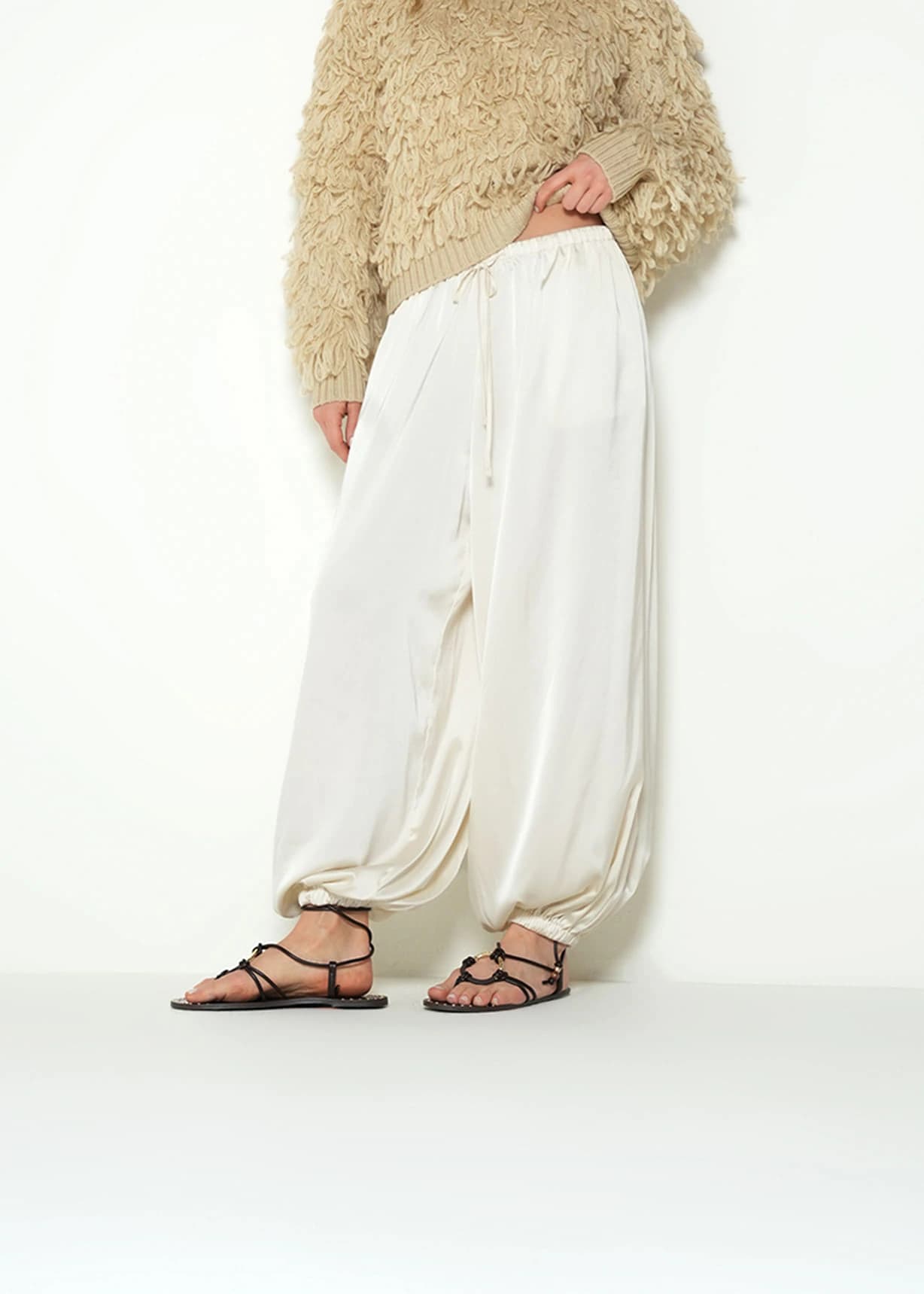 Pantalón slouchy tiro alto