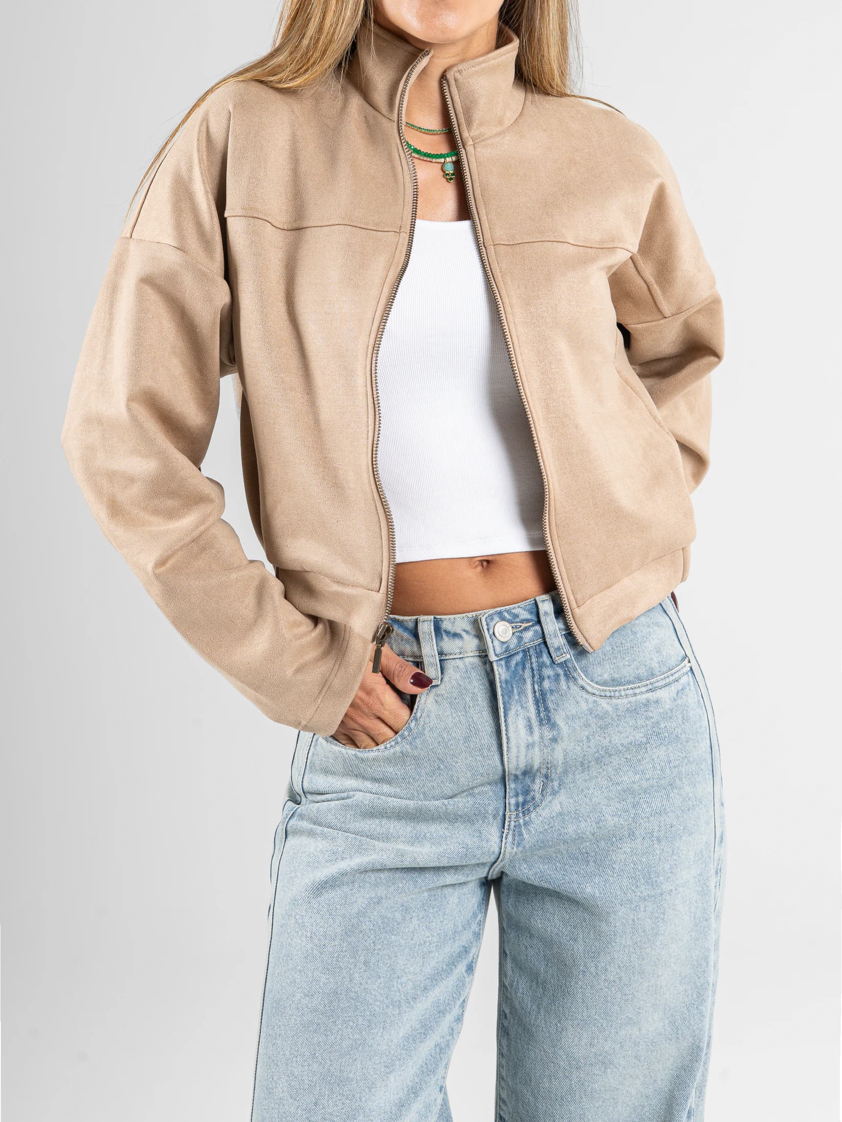 Ref: 0610687 Chaqueta efecto piel, cuello alto, con cremallera, tono camel - imagen 3