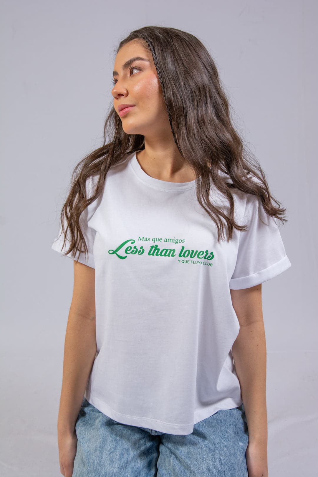 Más Que Amigos Embroidered Oversized Tee - imagen 1