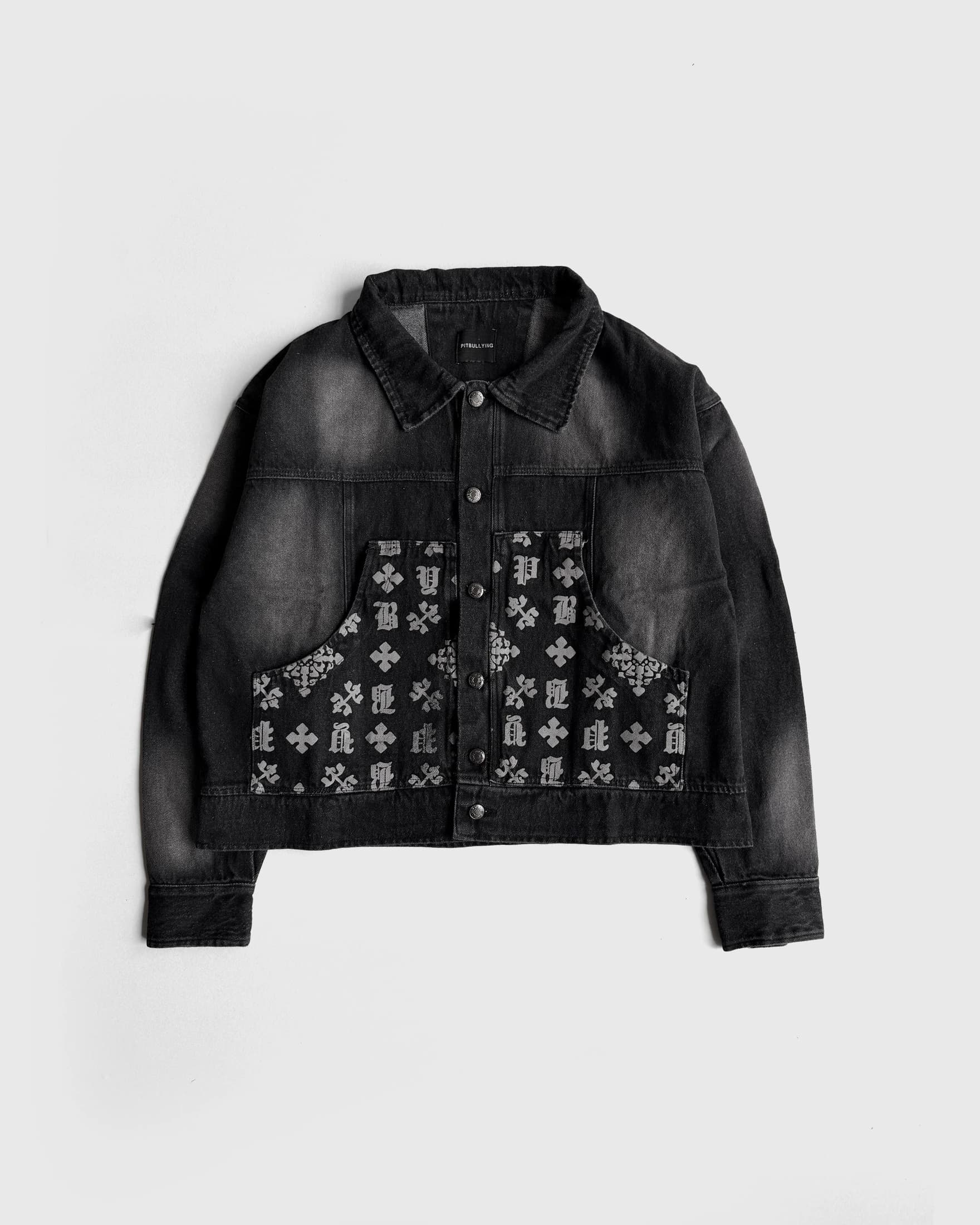 DENIM JACKET BOXY FIT MONOGRAM NEGRA - imagen 1