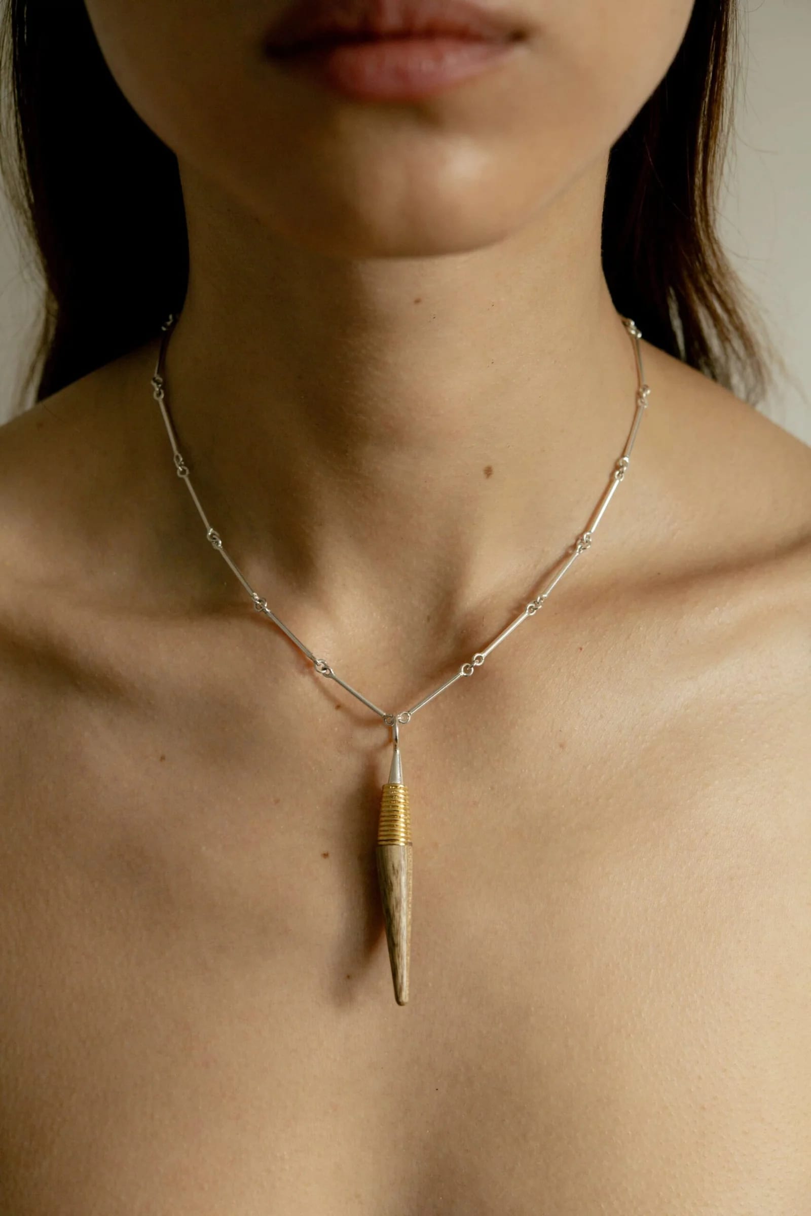 Fang Pendant - imagen 3