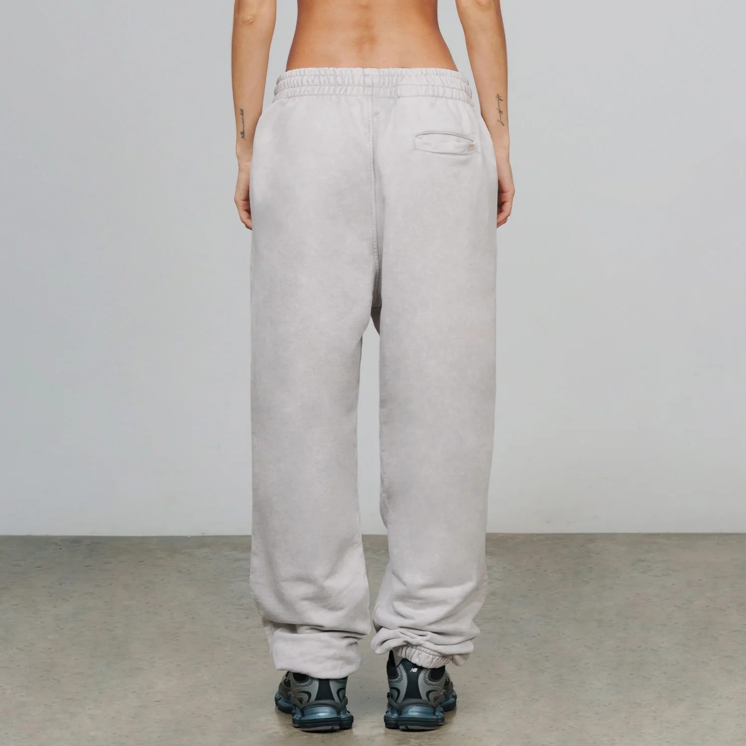 True Classic Jogger - Washed Gray - imagen 12