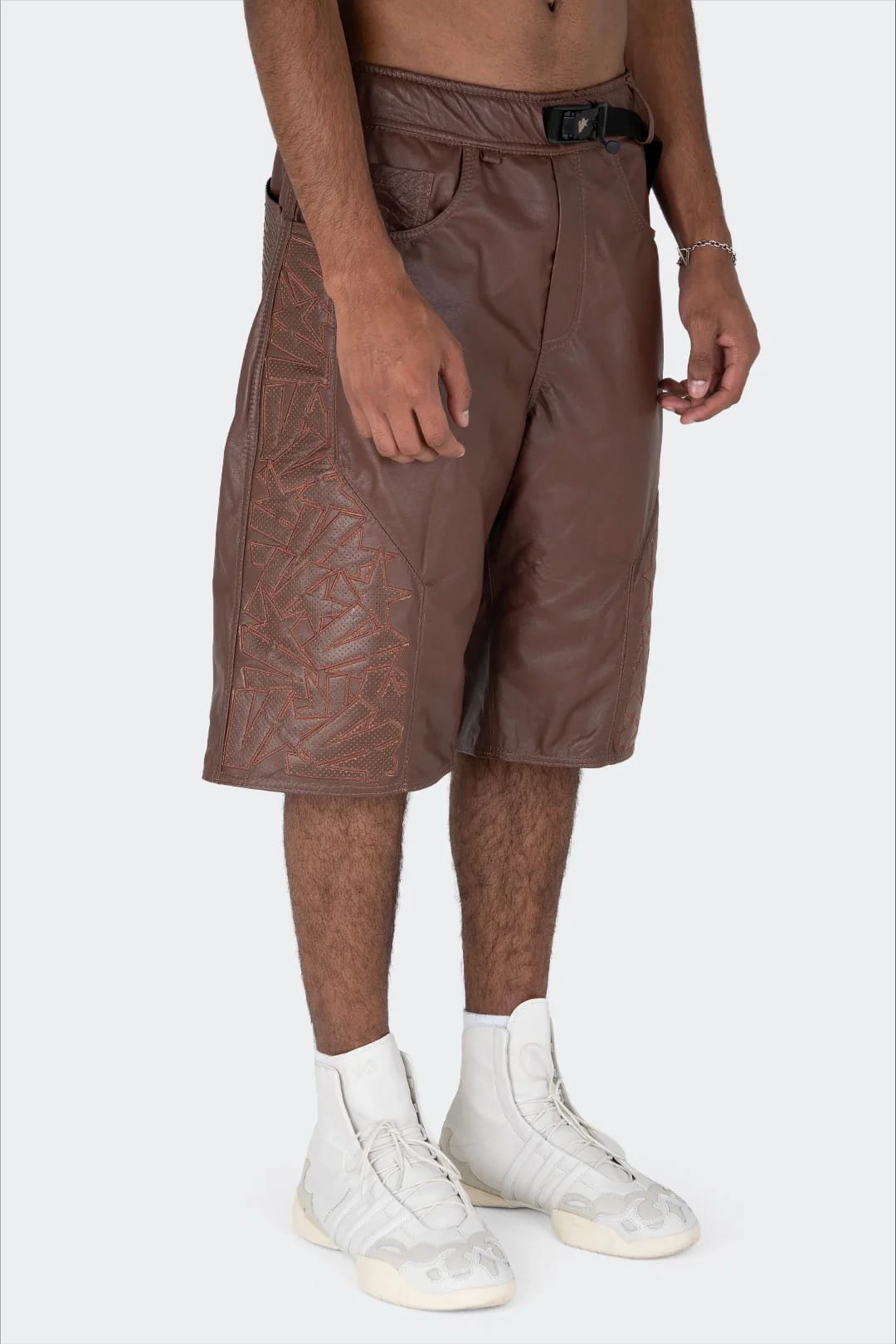 VENENO SHORT CUERO BROWN SHEATH - imagen 2