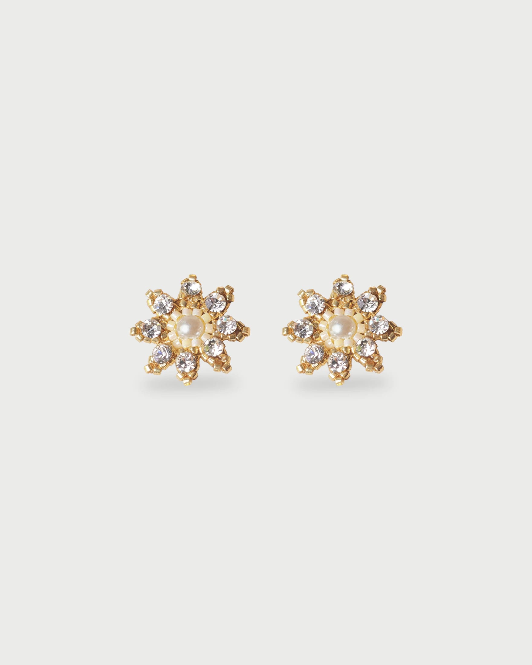 Aretes Tejidos Flor Mini - imagen 1